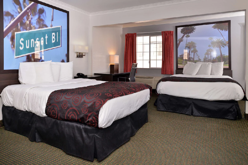 2 Queen Beds Non Smoking